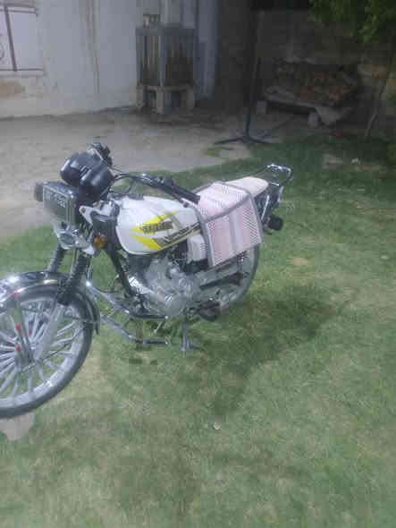 السلام عليكم دراجه موديل 25 نظافه 95% دراجه مقفوله من كل شيء دراجه سعرها 750 وبيهال شيء قليل والمكان بغداد وهذا رقم الهاتف *********** والشراي يتدلل
