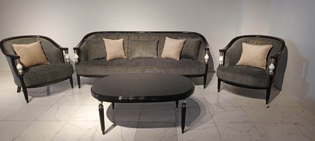 العربية

وصلت حديثا إلى أربيل موبيليا
أطقم كلاسيك تركية فخمة
مصنوعة من أجود الخامات
خشب زان أصلي
قماش ست تركي راقي
إسفنج سوفت مريح يدوم طويلا

اختيارك المثالي لمن يبحث عن الفخامة والراحة معا

أربيل موبيليا
أربيل طريق كوية مقابل شقق بلص لايف
***********
***********
***********

———

الكوردية

نوێترین گەیاندراوەکان لە ئەربیل مۆبیلیا
کۆمەڵە مۆبێلی کڵاسیکی تورکی
دروستکراوە لە باشترین مادەکان
دار زانەی ڕەسەن
قوماشی ست تورکی جوان
سفەنجی سوفت ئارام و بەهێز

هەڵبژاردەیەکی تەواو بۆ ئەوانەی کە جوانی و ئارامی پێکەوە دەوێن

ئەربیل مۆبیلیا
ئەربیل ڕێگای کۆیە بەرامبەر شوقەکانی پڵس لایف
***********
***********
*********** أربيل, العراق
