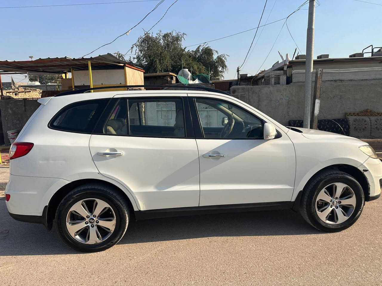 سيارة سنتافية موديل 2012 للبيع سيارة فول خليجي سيارة جاهزة خير من الله فقط قطعه وحده صبغ سيارة باسمي رقم انكليزي تحويل ثاني يوم  السعر 145 وبيها مجال للشراي رقمي ***********
