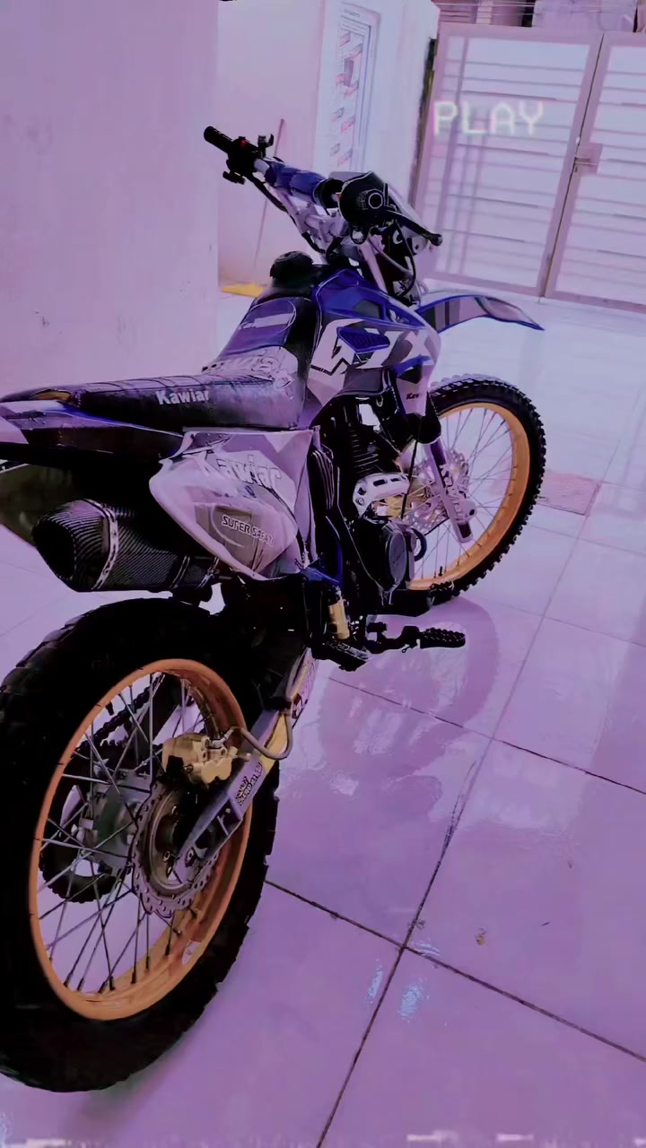 السلام عليكم دراجه قفاز للبيع او مراوس موديل 25 ***********
