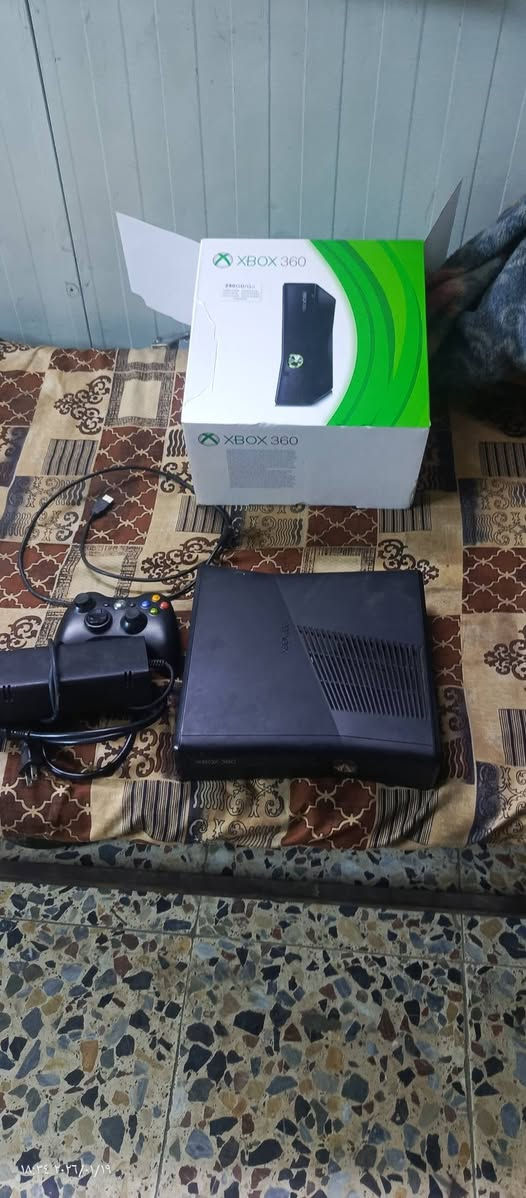 اكس بوكس 360 سعر 100 عنوان بغداد***********
