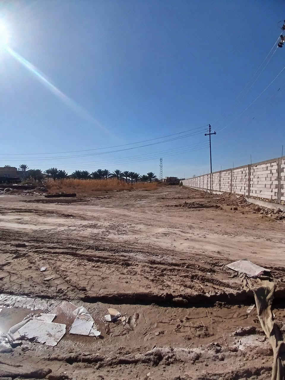 دونــــــــم للبيـــــــــــــع....
طابــــــــو زراعي سنـــــــــد / 25... 
ــــــــــــــــــــــــــــ
المســـــــــاحه الكليــــــــــــه // 2500م
بواجهــــــــــه // 20م
طريق /حلــــــــه /كربــــــــــلاء.... 
خلف محطــــــــة البيرونـــــــــــــــي... 
ــــــــــــــــــــــــــــــــــ
مكتـــــــــــب 
عقارات رامســــــــــر 
شــــــــــارع 60 بدايـــــــــــة شــــــــــارع المطبات 
ــــــــــــــــــــــــــــــــــــــــــ
***********
***********
