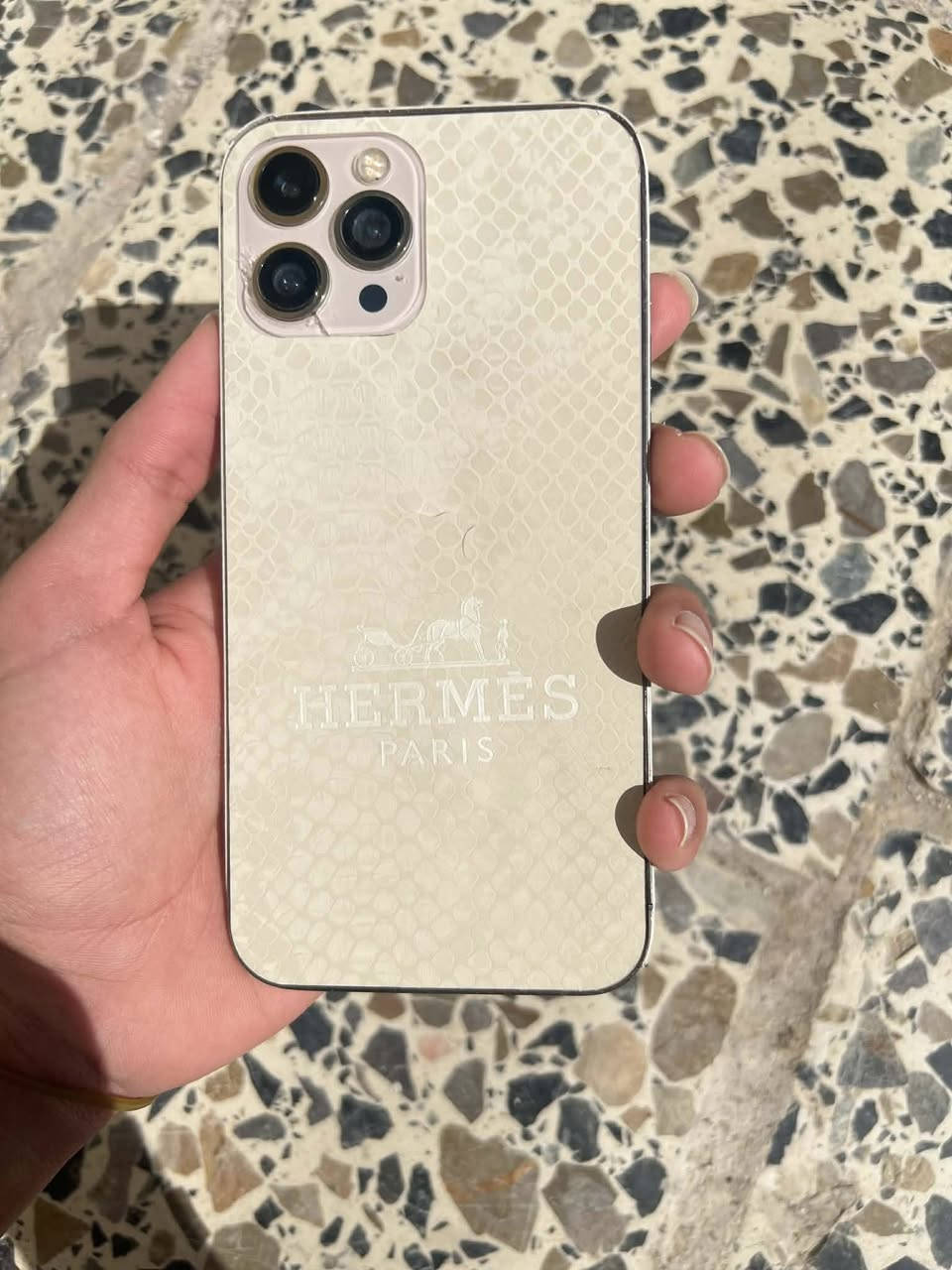 سلام عليكم آيفون ١٢ برو ماكس ذاكرته٢٥٦ بطارية 100  مبدل شاشة وبطارية ول ضهر مكسور ومغلف 
جهاز دبل سيم كارت للبيع ومراوس سعره ٢٤٠ مكاني ناصريه مركز ذا ماتشتري لا تراسل


**إذا كنت صاحب هذا الإعلان وتريد حذفه لأي سبب، رجاءا أرسل رسالة إلى الدعم الفني**