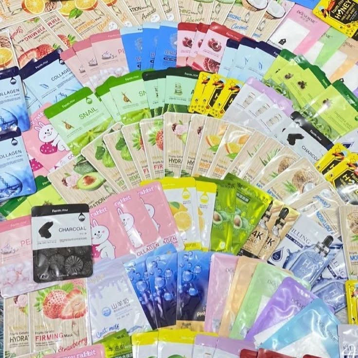 عرَوض ماسكات😉🤗 
ماسكات للوجه كوريه اصلين 💯%💜
ماسك ورقي ينعم الوجه ويجدد خلايا💚 الوجه ويبقى الوجه ناعم 💛
ولتغذية البشره❤️
ولتفتيح البشره 💙
ومناسب للبشره الحساسه🩷

المنشآ كوري الأصلي 100% ‌🇰🇷⁩

العروض الكبيرة 🔥🔥
 60 ماسك ب 19 الف فقط 
120 ماسك ب30
250 ماسك ب54

واكو مفرد 

العروض المفردة الصغيرة 🔥🔥👇🏻 
(اذا شريتوا قطعة وياه سعره اكثر من 10) 

 ال 10 ماسكات ب4
ال20 ماسك  ب 7
ال30 ماسك ب10
عرض ولا احلى بنات 🥹♥️

#ماسكات_للوجه #متجر_الكتروني #عروضات #منتجات_كورية #العراق


**إذا كنت صاحب هذا الإعلان وتريد حذفه لأي سبب، رجاءا أرسل رسالة إلى الدعم الفني**