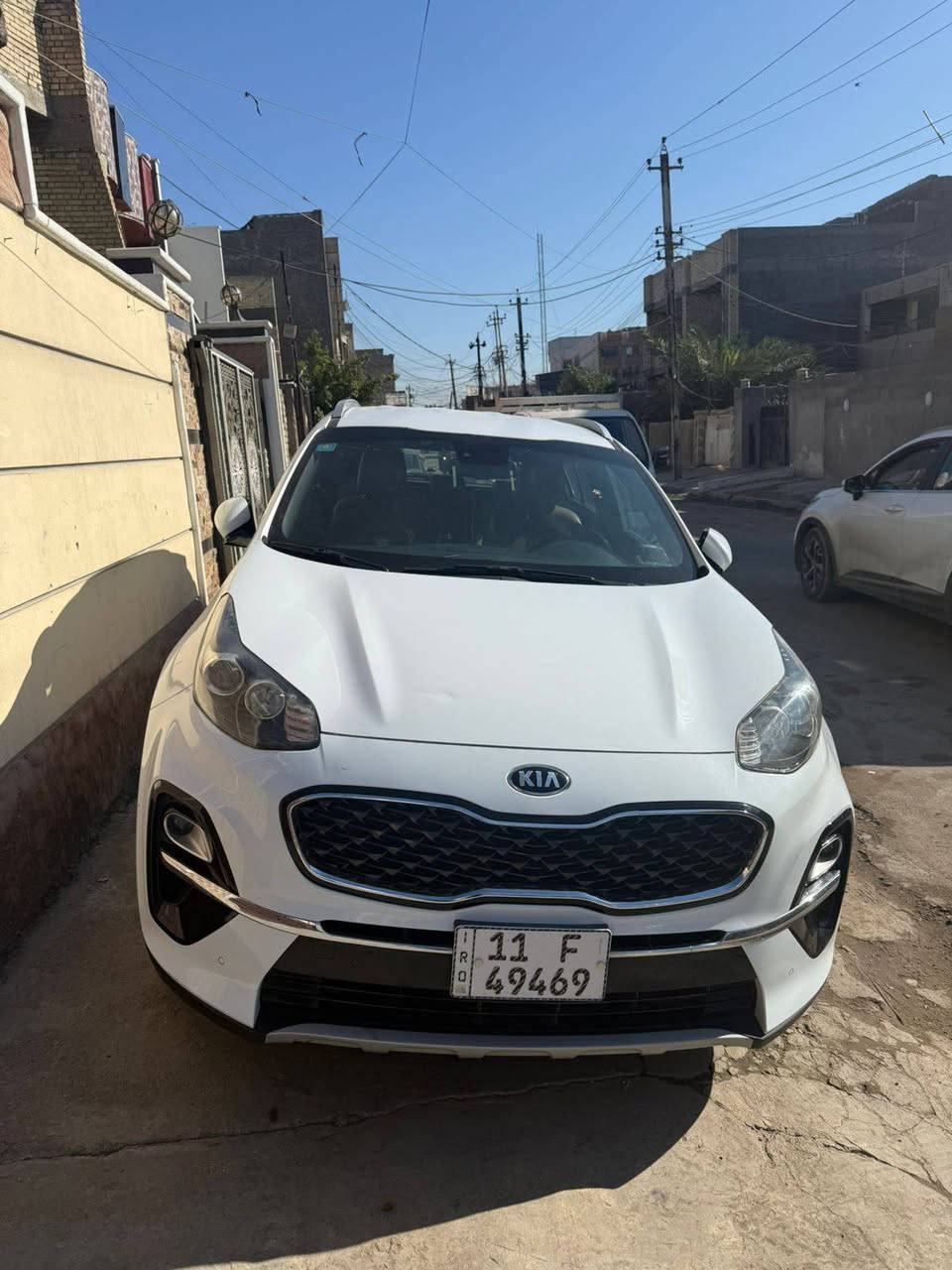 السلام عليكم سبورتج شركة مكفولة ماعده شخوط وبارد قليل
المديل 19 
بصمه
 كشن كهرباء
ماشيه ١٠٠
بسمي تحويل مباشر
السعر 20000 $
المشتل قرب مطعم الف عافية
*********** للتواصل
