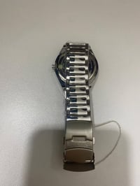 ساعات يد • للبيع