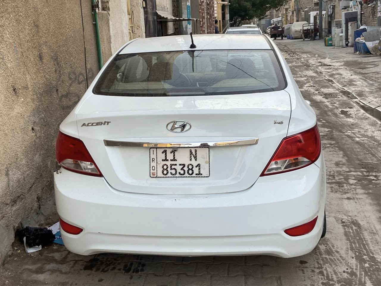 سلام عليكم اكسنت 16 خليجي ماشيه 64
سياره كامله مكمله مكان سياره بغداد الحريه 
***********
