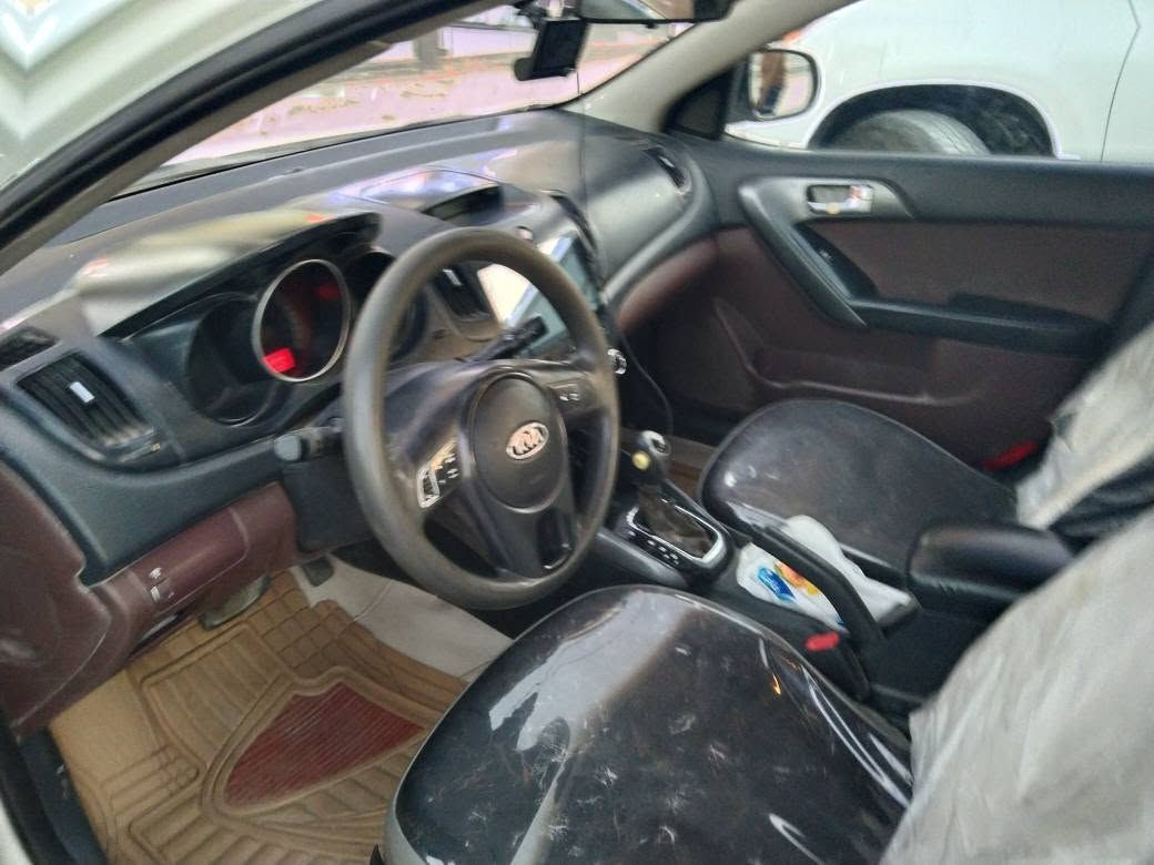 سلام عليكم.سيراتو 12 جاهزة من كلشي گير مكينة حدادية كهربائيات تبريد جاهزة بدون نقص بيهة مكانات صبغ بدون ضربة قوية رقم اربيل وكالة او تحويل 
شاشة كاميرا دوارة حساسات خلفيه حاكية بلوتوث تحكم جهتين مري شفط مكان السيارة النجف السعر 88
*********** النجف, العراق
