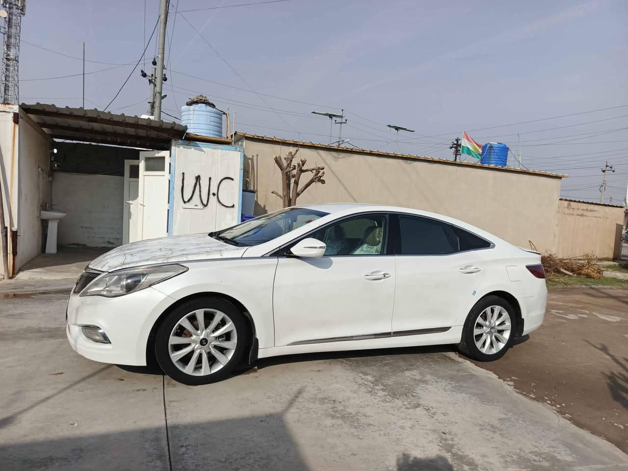 هوندای ئەزیزا 2013فول مواسفات خلیجی بەس بی پانو ڕامایە . سیارەکە لەسەر ساغی پارجە رەشە بی لیدان و بی زەربەو بێ ژووری پیشو. پشتی کەپسە سیارەکە لە سەر دەقی خوی مایتەوە. گیرو مەکینە تەبرید و تەقەو رەقە کارەبایی هه موو گیانی بەشەرتە 6وەرەقە ش   غرامەی لەسەرە. تیبنی سیارەکە جائیزە و خاوین مایتەوە سعر 98مجالێکی برایانەژ.م۰۷٥۰۸۳۷٤٦٤۸فایبر وتس ئاب
ــــــــــــــــــــــــــــــــــــــــــــــــــــــــــــــــــــــــــــــــــــــ
هوندای ازیرا 2013
محرک 6سلندر سیارە جدید
مواسفات فول بدون فتحە
سیارە جائیزە من کل شي
سیارە مکفولە من ضربه
مكفول من عیب كل شي
سیاره رشبوش بدون ای شي داخلي
یعنی سقف و تكمات مابی سبغ جاملغ مابی سبغ
مابی دواخل  سعر98شویە مجال
6ورق غرامە نزل من سعر
***********فایبر وتس ئاب اكر, نينوى
