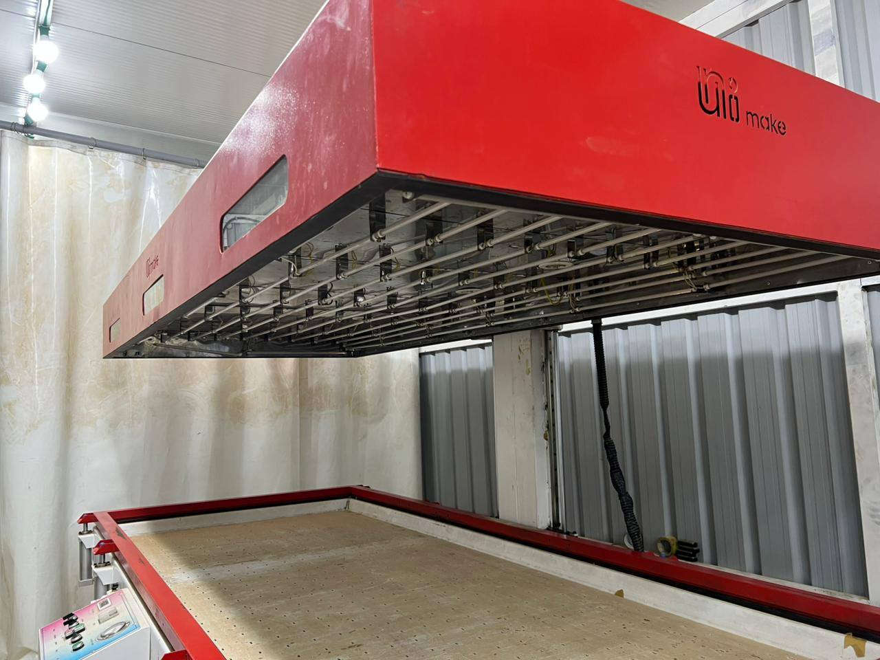 مکینة بالون بریس للبیع جدید 
 سعر مناسب رقم صاحب اتصل واتساب***********
