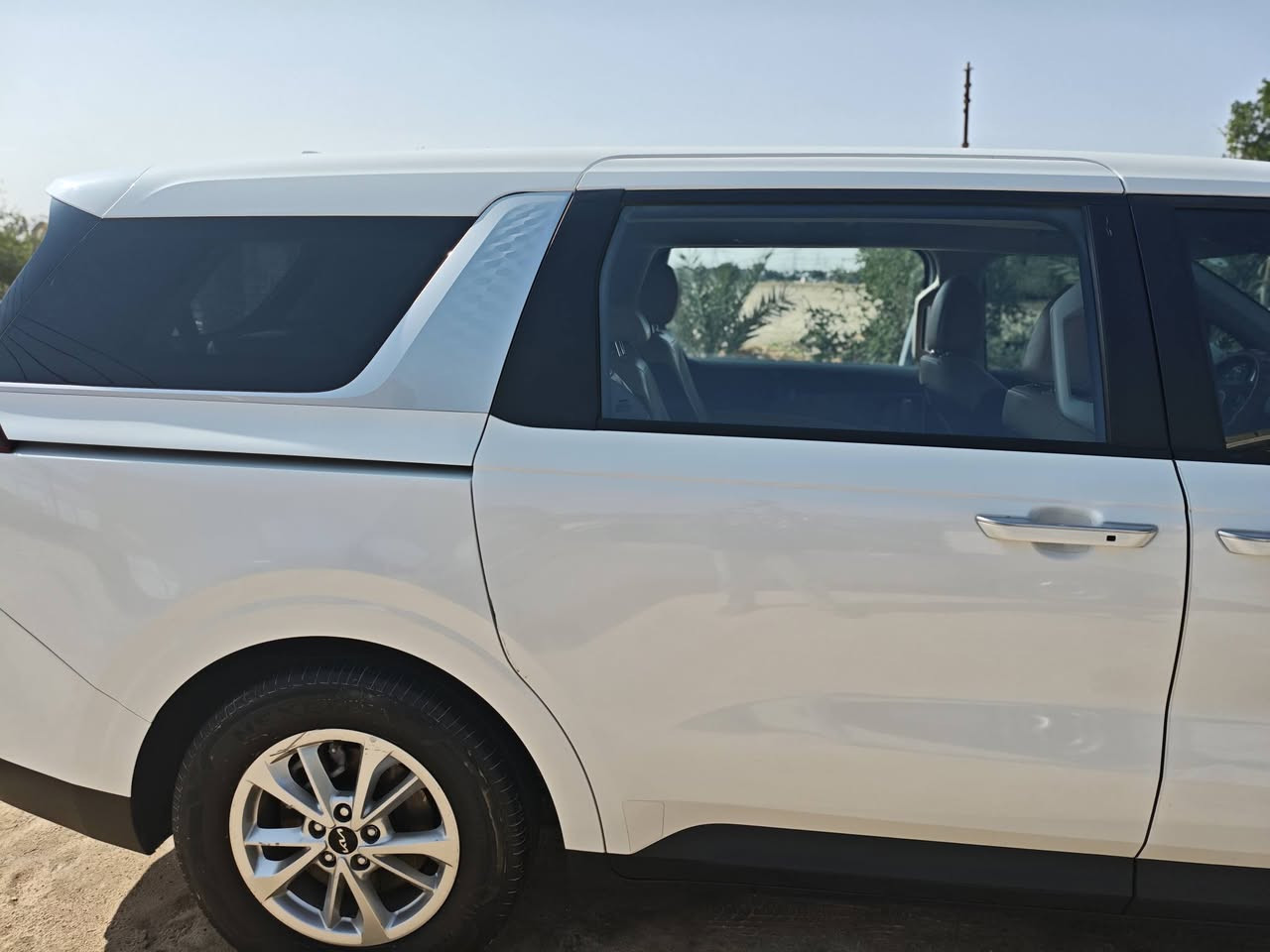 سلام عليكم
عندي سياره كرنفال 2024
وارد امريكي ضربت جاملق وبنيد بدون دواخل
والباقي كفاله عامه نص فول 
رقم سياره اربيل تريد وكاله تريد مداور 
1. تشغيل عن بعد
2.ترحيب عن بعد
3.لادار بالمري
4.حساسات 
5.سبيرها مانازل وجكها مانازل مال شركه 
السعر: 255 وبي مجال بسيط جداً للشراي 
رقم: ***********
ملاحظه: بيع فقط بدون مراوس
