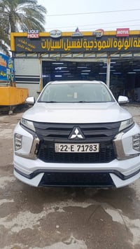 باجيرو مونتيرو نوع الكت رياضي ماشية 57 مواصفاتها محرك 3000 ، بصمة وشاش...