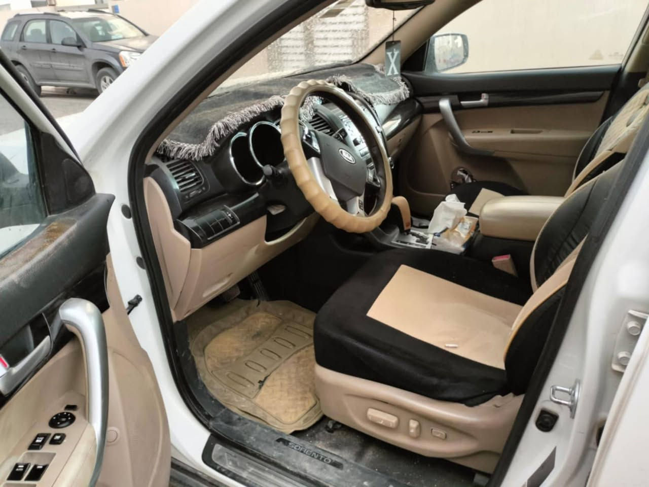 سورنتو 2011 خليجي رقم اربيل 7 راكب 3 قطع تبريد بنوراما بصمه حساسات خلفية كاميرة خلفية كشنات جلد محرك دوش 2400 ما مفتوح 4 سلندر ماشية 280 الف كم ليد ترحيب داخلي وتحكمات ستيرن جهتين وكروز سرعة  مكفولة كفالة عامة من الصبغ والتعديل والبارد السعر 160 ورقة $ وبيها مجال للجادين فقط التواصل على الرقم ***********
