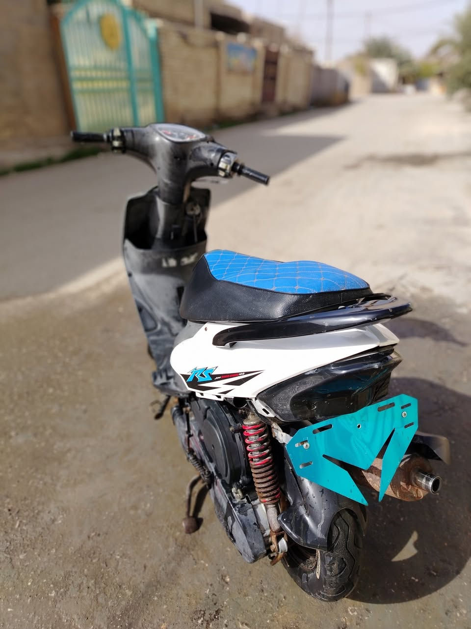 سلام عليكم 
ماكس عدله مزوده55
شلعة ومعدل صاروخ 🚀
صالنصه FM رياضي 
نقص سلف فقط 
السعر 425 وبيه مجال 
***********
