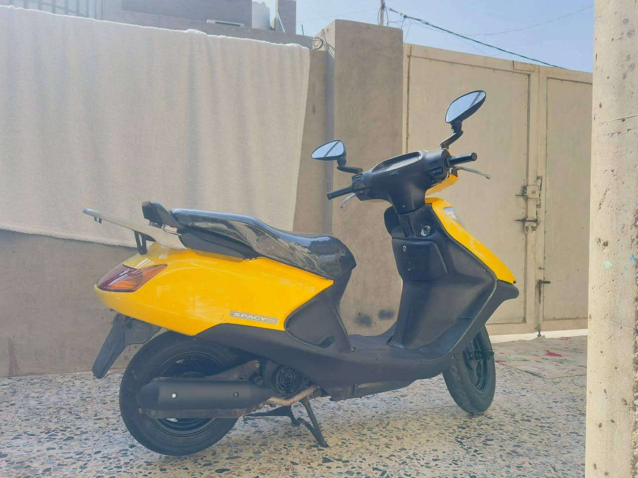 سلام عليكم دراجه سبيسي ياباني للبيع كفر اصلي شغاله اي مقص مبيه كامله مفتوحه رايمر العنوان الكوت الزهراء 
***********
