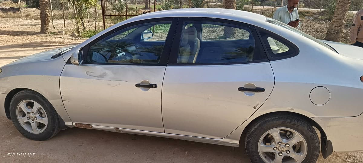 سلام عليكم للبيع.النترا مديل ٢٠٠٩غيار قطعتين بدون دواخل مكينه ١٦٠٠دكشن عالي رقم بغداد بسمي مشروع وطني السعر 98 وبيه مجال رقم التليفون ‏‪***********‬‏ملاحضه مكلف بن نشر
