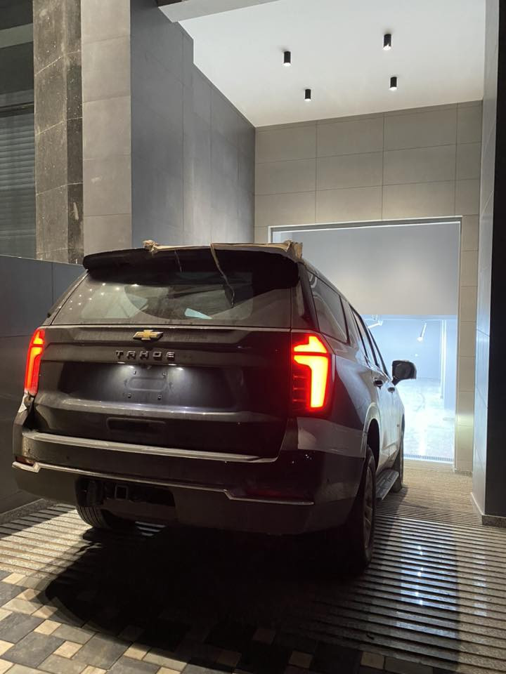 السلام عليكم 
تاهو 2025 فئة ls للبيع السيارة مرقمه بغداد ثاني يوم تتحول ماشيه 750km يعني السيارة زيرو للاستفسار واتساب 
***********
