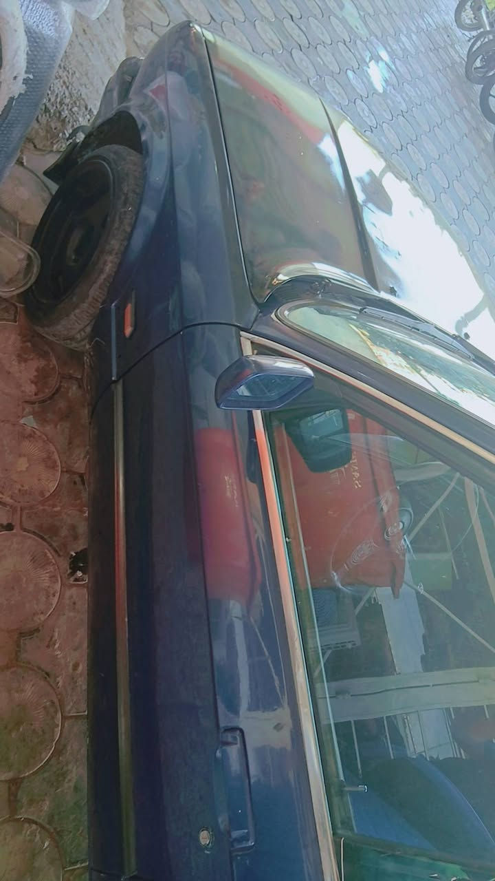 السلام عليكم BMW E30 m 325
m 1990 للبيع او مراوس جاهزه ماعدا الصدر الخلفي يرادلهة دبلات خلفي تبريد شغال رقم بغداد السعر 38 وبيهة مجال بسيط مكاني الزعفرانيه هاتف ***********
