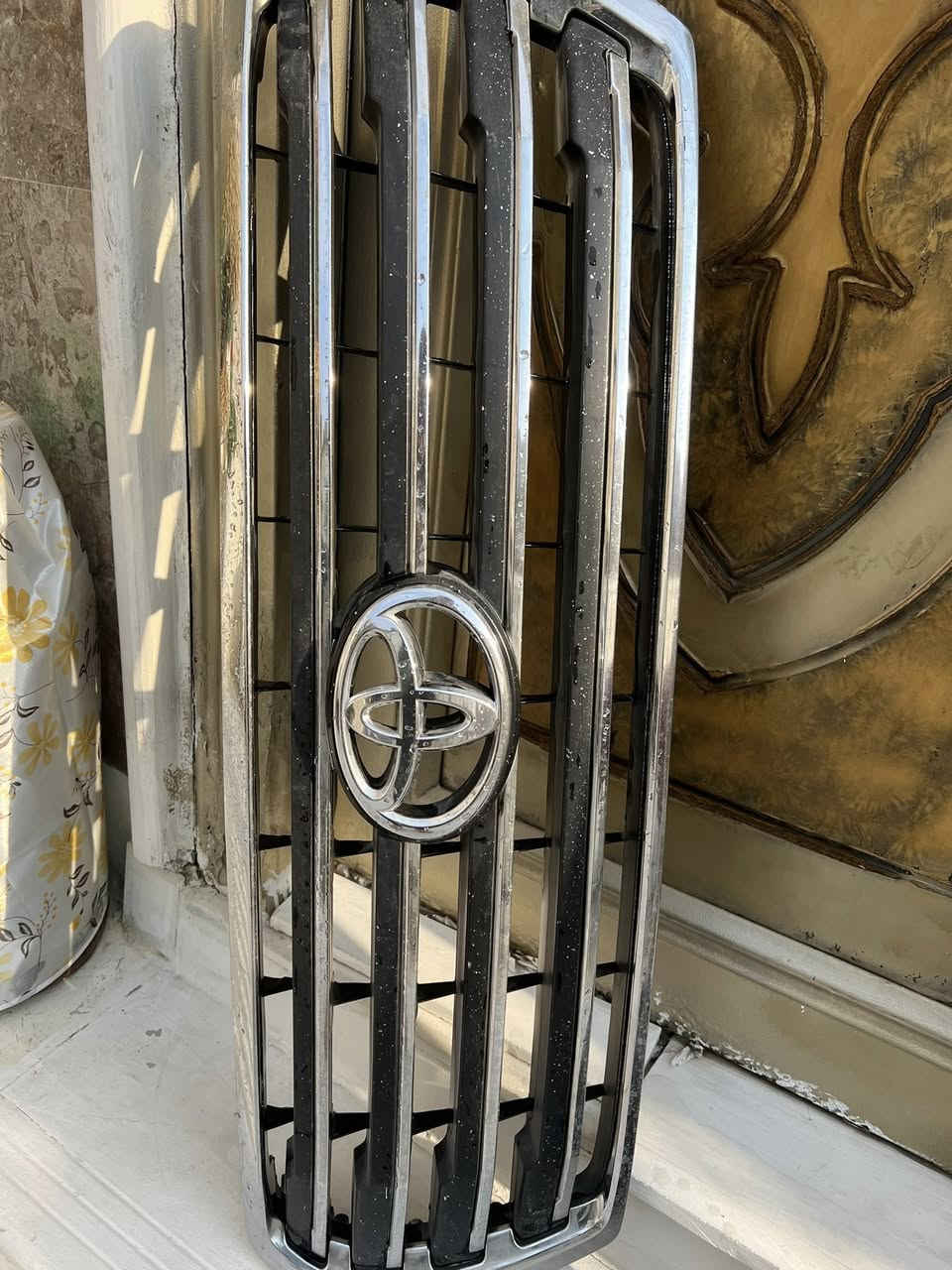 غراض لاند كروز بلادية شباك وبردة منفاخ نضيفات جدا الشراي يتصل ويدلل مكان بغداد واتساب ***********
