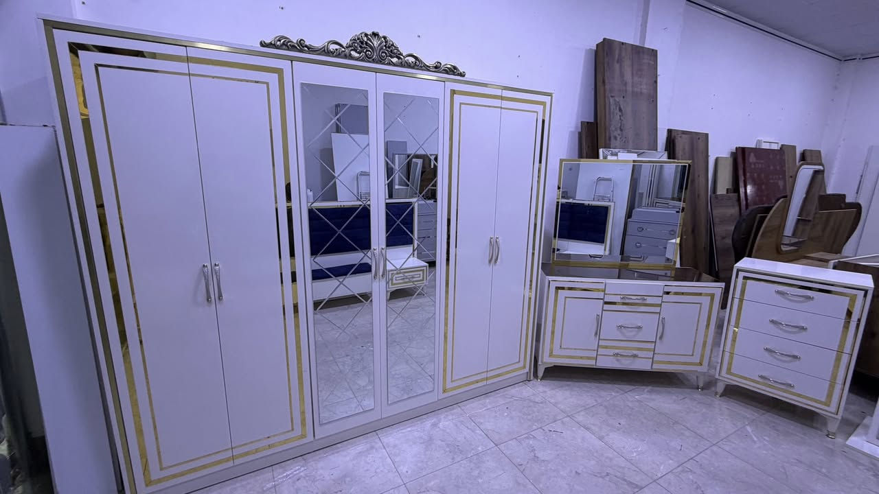 غرفه نوم كلاسك 9 قطع نطافه اخو الجديد السعر 675 الف قفل مع شد ونقل كامل *********** // ***********
