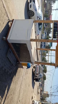 ميز لبلبي للبيع ويصير مال شرابت الي يريد يتواصل 07822996722