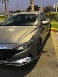 � للبيع – Hyundai Elantra SEL 2021 النترا 2021   * الفئة: SEL * المحرك...