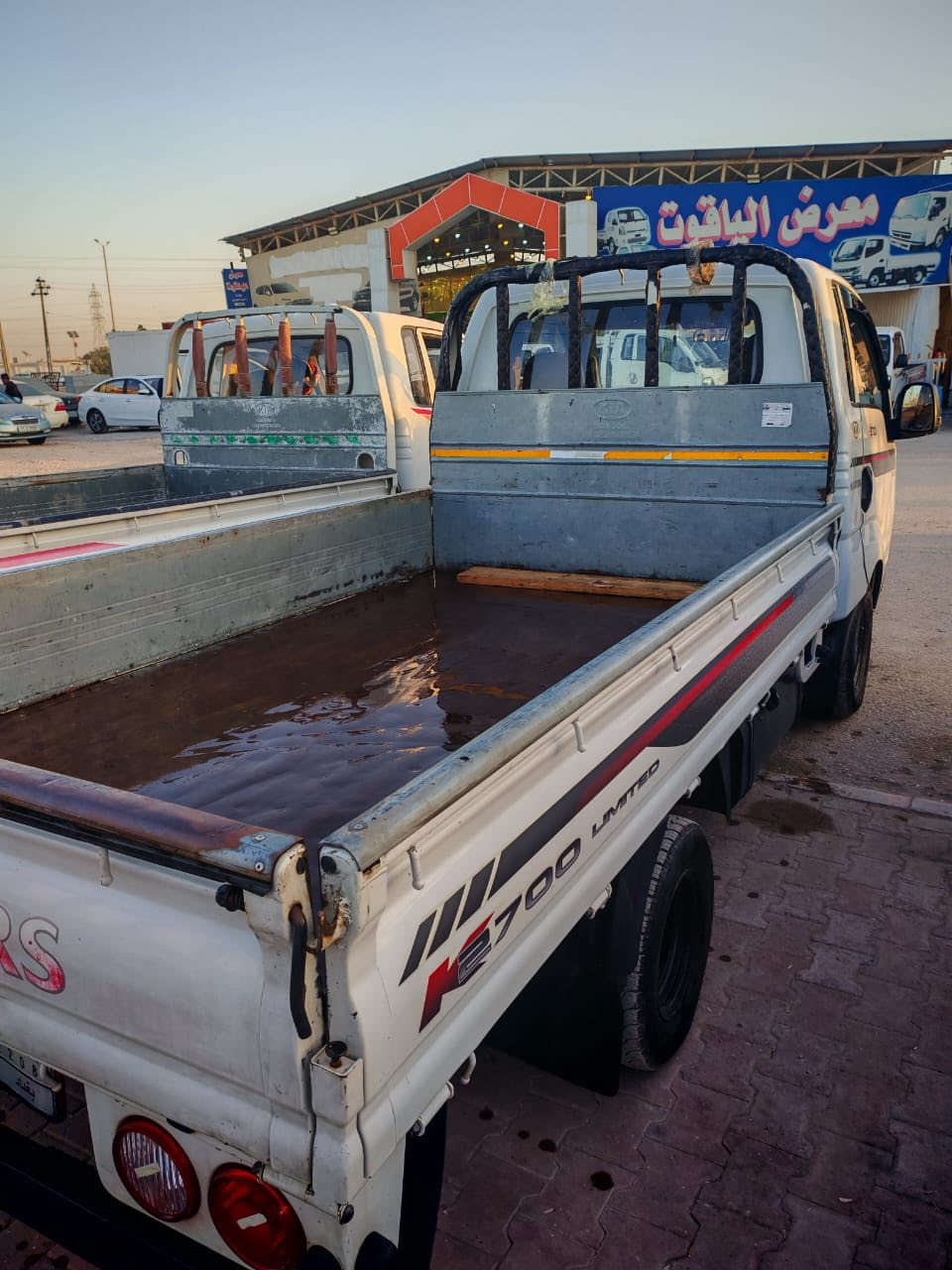 سلام عليكم كية 2700 موديل 2021 رقم بغداد سيارة جاهزة بيه تخم تاير جديد
مبدل فقط بنيد مابيه حادث سيارة نضيفة وجاهزة 

باسم شركة ابداع البعاج تريد تحول او تريد بس وكاله شتريد موجود 

السعر 125

 ***********
