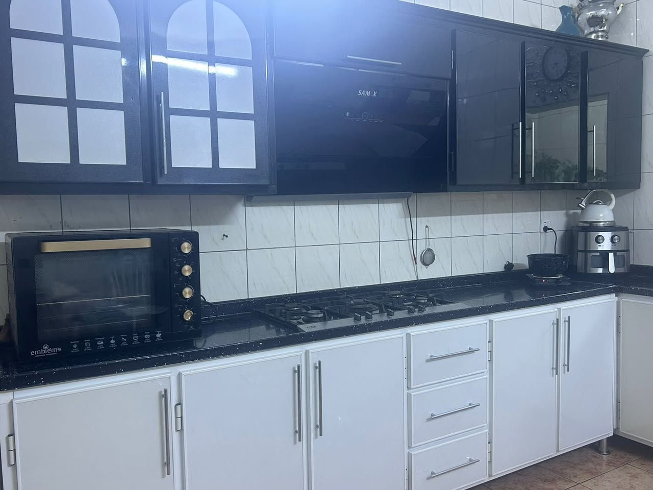 للبيع كاونتر كامل مع طباخ ومرشحة بغداد حي العدل


**إذا كنت صاحب هذا الإعلان وتريد حذفه لأي سبب، رجاءا أرسل رسالة إلى الدعم الفني**