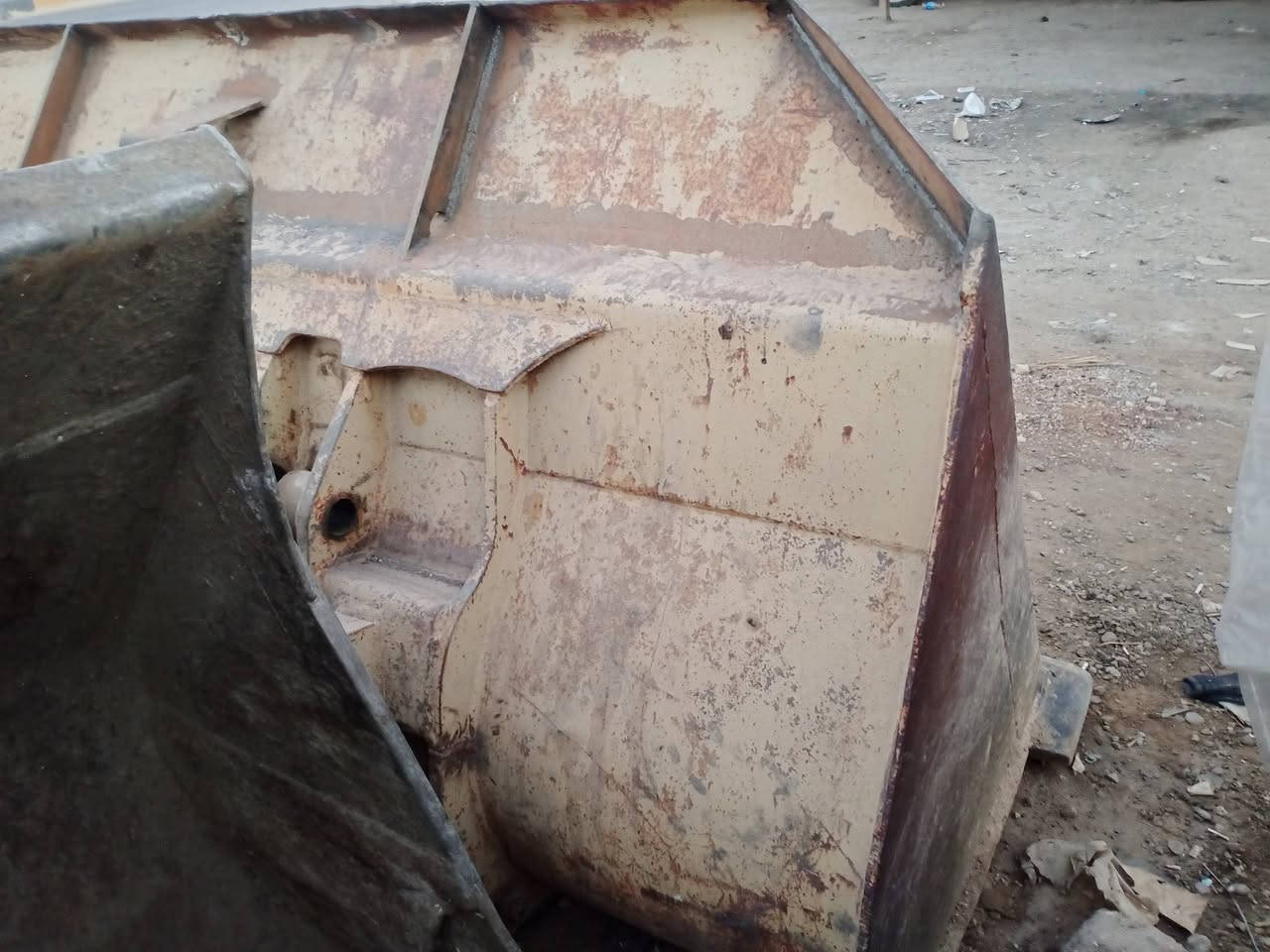 كيله بي 82جديده بطانه وسجين جدد
***********
