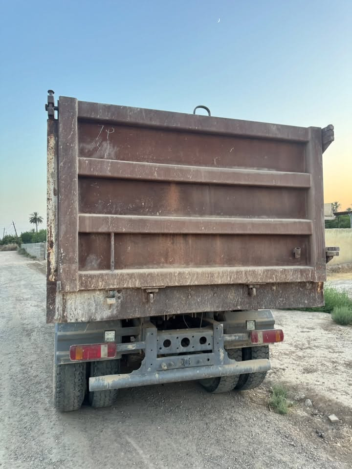 للبيع سكانيه 143 سياره نضيفه مكفوله من گير ومحرك ومجموعه بشرط سياره مربوطه قاطره ومقطوره بالسنويه 
للأستفسار اتصال ***********
