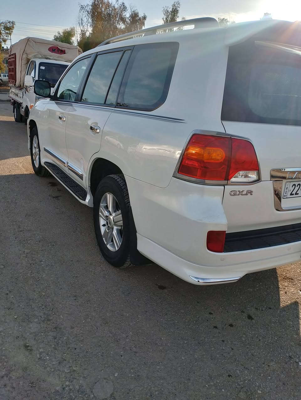 جكسارة 2012 رقم اربيل دولي ماشية 172 بلادي على وضع الشركة ام الطفاية المواصفات فتحة سقف انارة داخلية ثلاجة إشارة ترحيب شاشة لمس رادار أمامي خلفي بصمة بصمة ابواب كشنات جلد متحرك مرايا قلاب بالترجيع بعد مواصفات مكفولة السعر 360 متواجد بالموصل سعر نهاءي ***********
