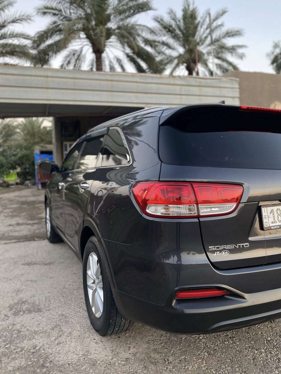 سلام عليكم بيع او مراوس حسب القناعه 
سورنتو ٢٠١٨ رقم بابل الدولي وارد امريكي حادث بنيد فقط بدون ايرباك صور الحادث مرفقه مع المنشور سياره محرك ٤ سلندر ٥ راكب المرغوب مواصفات شاشه كامره دواره تبريد منفصل ارضيات تغليف جلد دوشمه جلد جديده دواسات تغليف سياره على وضع الشركه سبيرها مانازل ٣مودات وياهن SPORTاشاير بالمري منفذUSP  يدات نيكل تحكمات ستيرن جهتين مرايه السايق بيها وضعيات شاشه كاربلي لايت زينون سياره جديده مال بيت ماشيه ٧٥ الف السعر ١٦٥ وبيها مجال للشراي مكاني بابل للأستفسار  ***********خابر وتدلل
