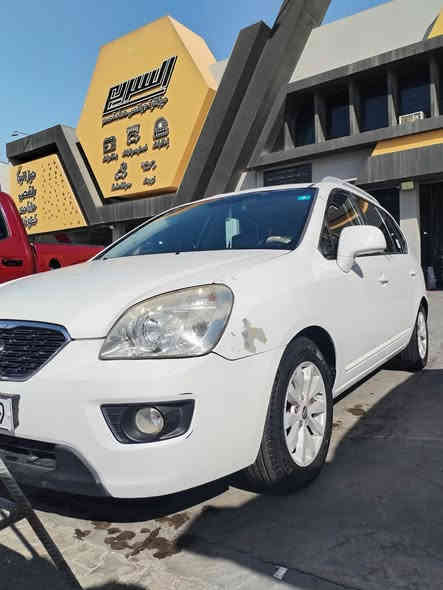 كارينز ٧ راكب موديل  ٢٠١٢  خليجي  رقم بغداد انگليزي بأسمي إلى سنة ٢٠٣٠    جاملغ امامي جهة السايق صبغ  و تلحيضات بدون دواخل  مواصفاتها فتحة بالقمارة   مكينة٢٠٠٠ اقتصادية  محرك و گير نضيف جدا   دواخل بيجي واسود السيارة جاهزة من كل شي  ماشية ١٦٩   غرفتها مدوشمة  جلد  السعر ١٢٠ وبيه مجال للشراي  مكاني بغداد الاعظمية للاتصال *********** وبي  واتس اب
