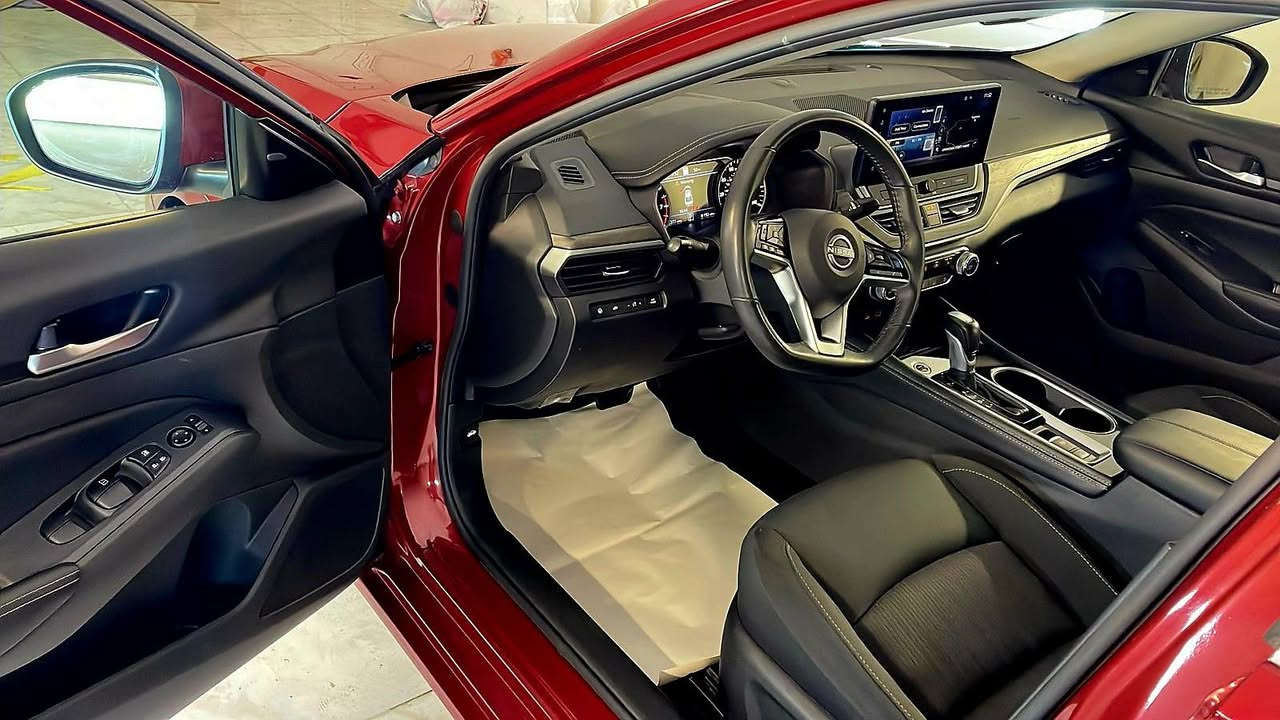 NISSN ALTIMA   SVplus  2024
السعر  173 $$
اللون ماروني
حادثها موضح بالمنشور 
بونيد صبغ فقط
المواصفات الفئة ال SV plus
سقف فتحه
شاشه لمس ايباد
رادار امامي + رادار جانبي + توقف ذاتي
كشن هيتر 
شاشة ذكية + مخرج usb عدد 2 + مخرن taypC 
عداد المسافة :- 12 الف ميل 
لايت زينون + ليد نهاري 
 كشن السائق كهرباء
كاتي تترقم شمالي
 + بصمة تشغيل + تشغيل عن بعد
العنوان كركوك
رقم الهاتف :-  ***********
