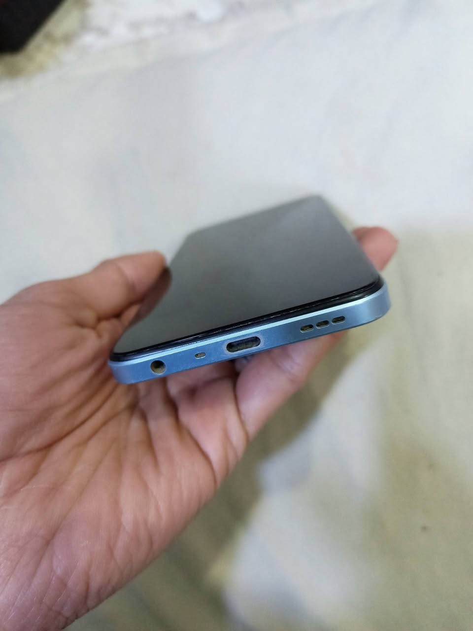 اوبو A77
ذاكرة 128 و عشوائية 4+4
كامرة  50 ميكا
بطارية 5000 و شحن سريع 33W
شاشة 90 هيرتز
ملاحظة / الشاشه بيها فطر وما مأثر عليها لمس طبيعي
السعر 90 وبي مجال
العنوان الناصرية مركز


**إذا كنت صاحب هذا الإعلان وتريد حذفه لأي سبب، رجاءا أرسل رسالة إلى الدعم الفني**