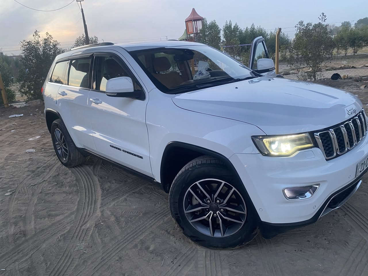 سلام عليكم لل بيع جيب لاريدو مديل ٢٠٢٠ رقمها سلمانيه بسمي تريد وكاله تريد تحويل سياره نضيفه واحد علا واحد 1️⃣ سونار ويه صور سياره كلش نضيفه مكينه وكير وحداديه خير من الله سياره نص فول العنوان كربلاء طوريج رقمي ***********
