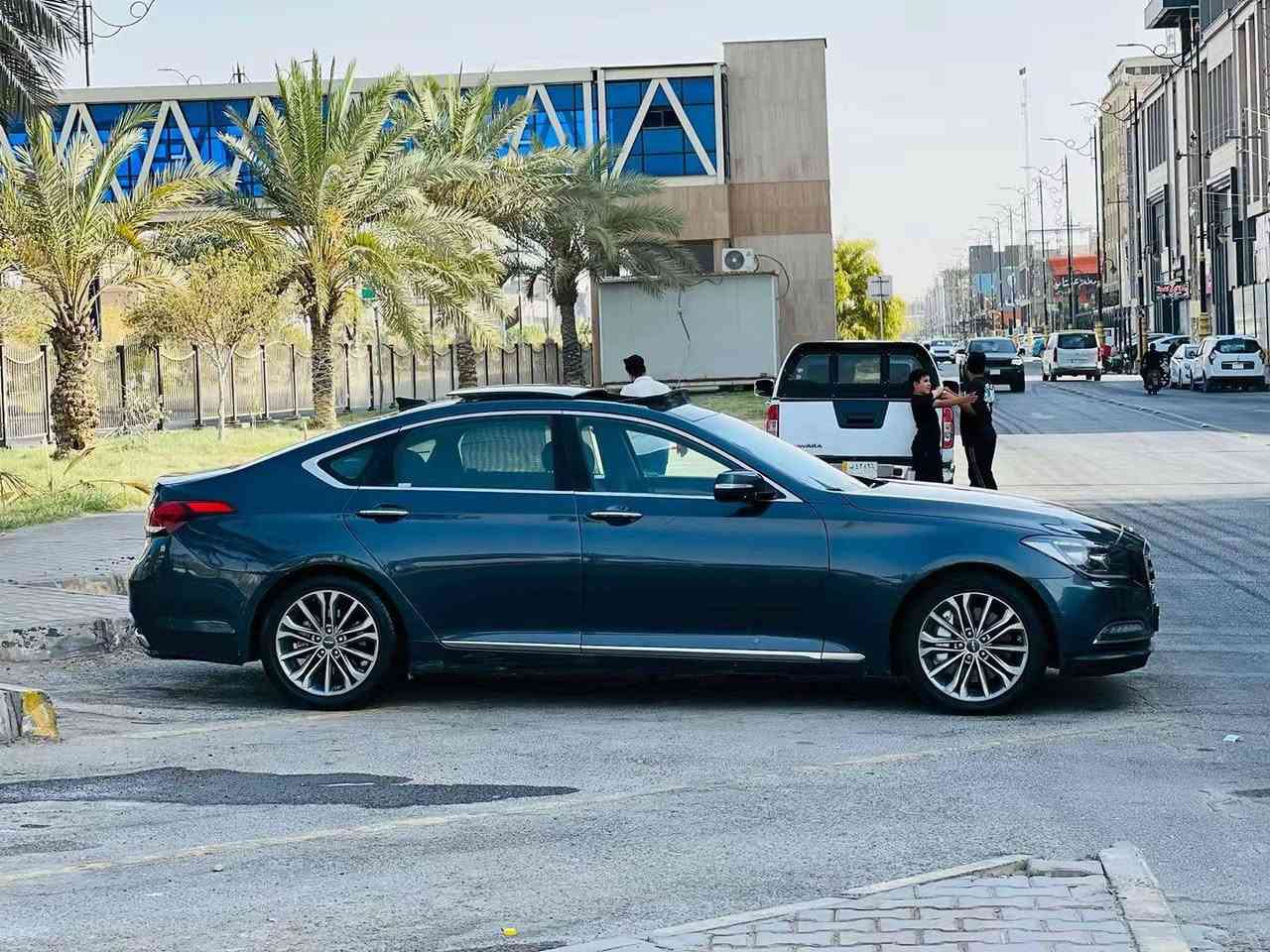 جنسزز مديل 2017 سعر 153 وبيه مجال مواصفات فول للاستفسار الاتصال *********** وارد مريكي صبغ قبق جنطه ولباقي كفاله عامه مواصفات فول بنرامه بصمه تشغيل بصمه بواب كشنات جلد+تدفئه تبريد بلكشن سياقه ذاتيه شفتات بلستيرن ثلث وضعيات قياده حساسات أمامية وخلفية شاشه جبيره توقف ذاتيه كشنات كهربائي برده خلفيه مري شفط وبعد بيهه هواي مواصفات مكينه سته 6سلندر 3800 مكينه وكير مكفولات حداديه جديدهه تخم تاير جديد تبريد شغال ثلج سنويه لل 30مشروع وطني سيارهه جديده وجاهزه وأي نقص مابيهه مكان سياره كربلاء كربلاء, العراق
