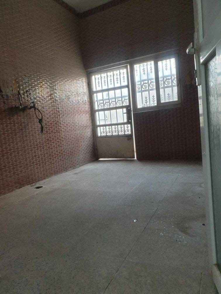 بيت للايجارنظيف بحي الميكانيك نزلت جسر النجف اول فرع عاليمين عن الشارع العام ١٠٠ م فرع الجملونات فرع شركة البذور المحتويات ٢غرفة نوم وصالة ومطبخ وصحيات للإستفسار واتساب ***********
