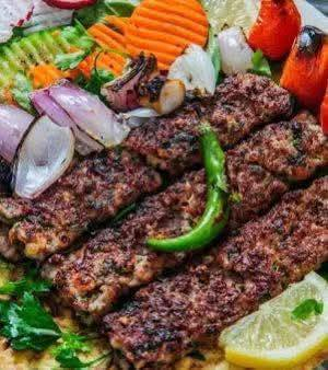 لحوم ومشويات العنبر حريه الدور شارع المشجر مقابيل ظربه لحم غنم عراقي 18 لحم عجل  18 كيلو كباب لحم 20 كيلو كباب دجاج 14 كيلو تكه لحم غنم عراقي 25 كيلو تكه دجاج 14 كيلو معلاك غنم عراقي 25 توصيل مجاني موجود ابخدمتكم احنه ***********
