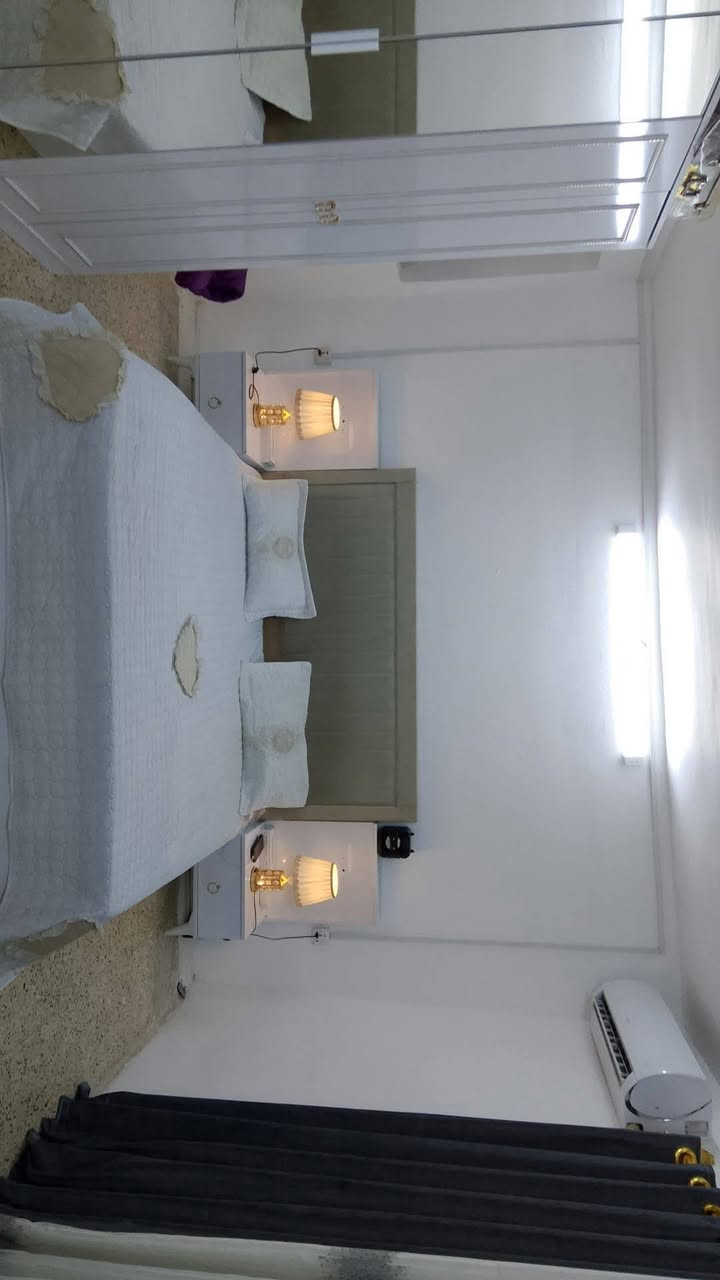 السلام عليكم غرفة لون تركية اصلي السعر 550 العنوان بياع الشرطه الخامسة
للستفسار ***********
