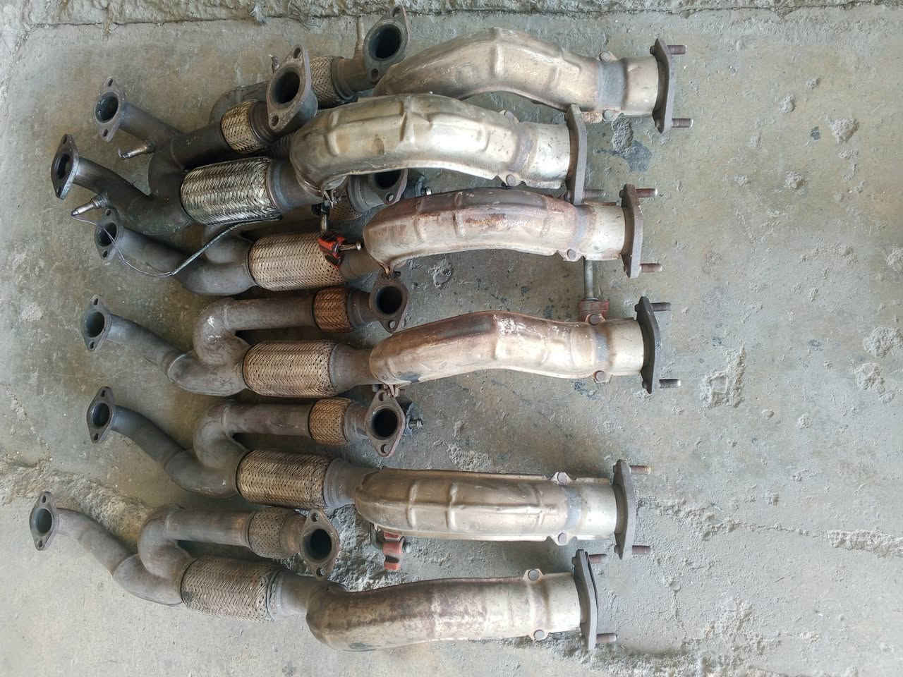 صالنصة مع هزاز هواندي ازيرا بلادي كصة حاوية توصيل كافة محافظات ***********
