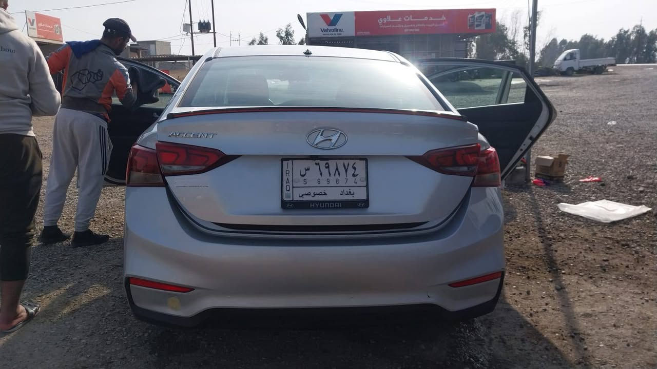 اكسنت مديل 2021 معوقين للبيع باقي سنه وتصير حره وكاله موجوده رقم بغداد
# ضرر قطعتين تبديل بلاد سياره حلوه وبلاش ب110$ 
للإستفسار الإتصال 
واتساب ***********
          ***********
