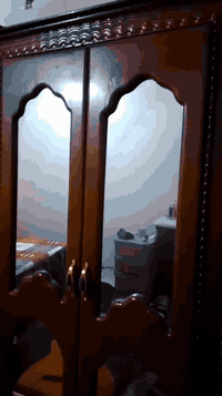 غرفت اخشاب تزكام السعر 750 وبيه مجال الرقم وتساب 07881769476