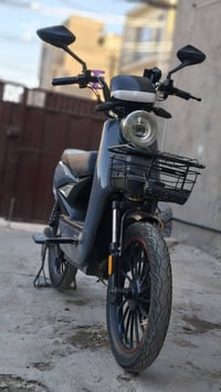 للبيع دراجة شحن بحالة جيدة جداً، مستخدمة استخدام نظيف. تم تبديل البطار...