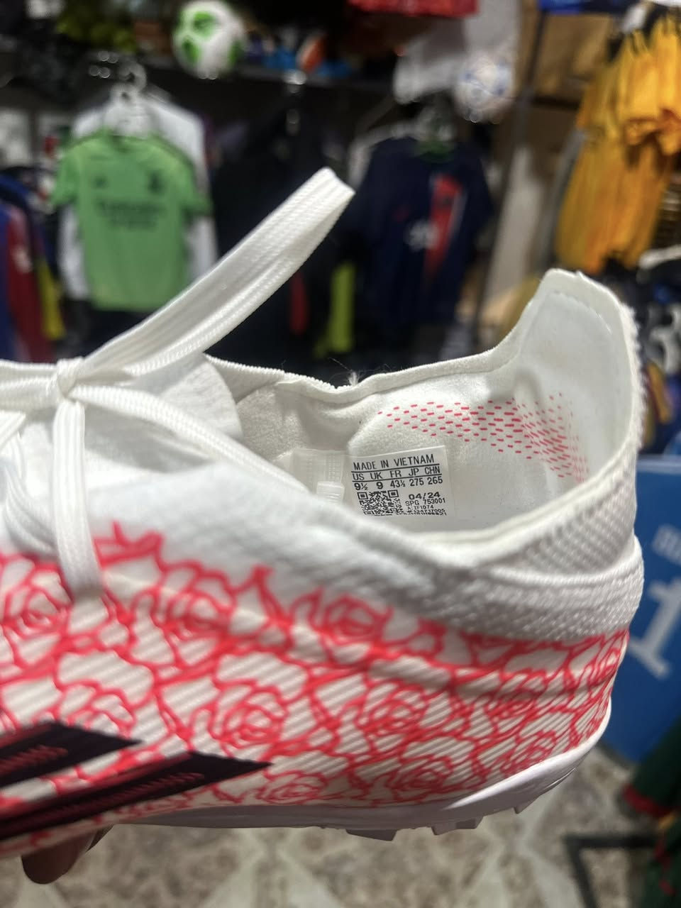 ‏ توصيل مجاني
‏27 الف 
‏قياس فقط 44


**إذا كنت صاحب هذا الإعلان وتريد حذفه لأي سبب، رجاءا أرسل رسالة إلى الدعم الفني**