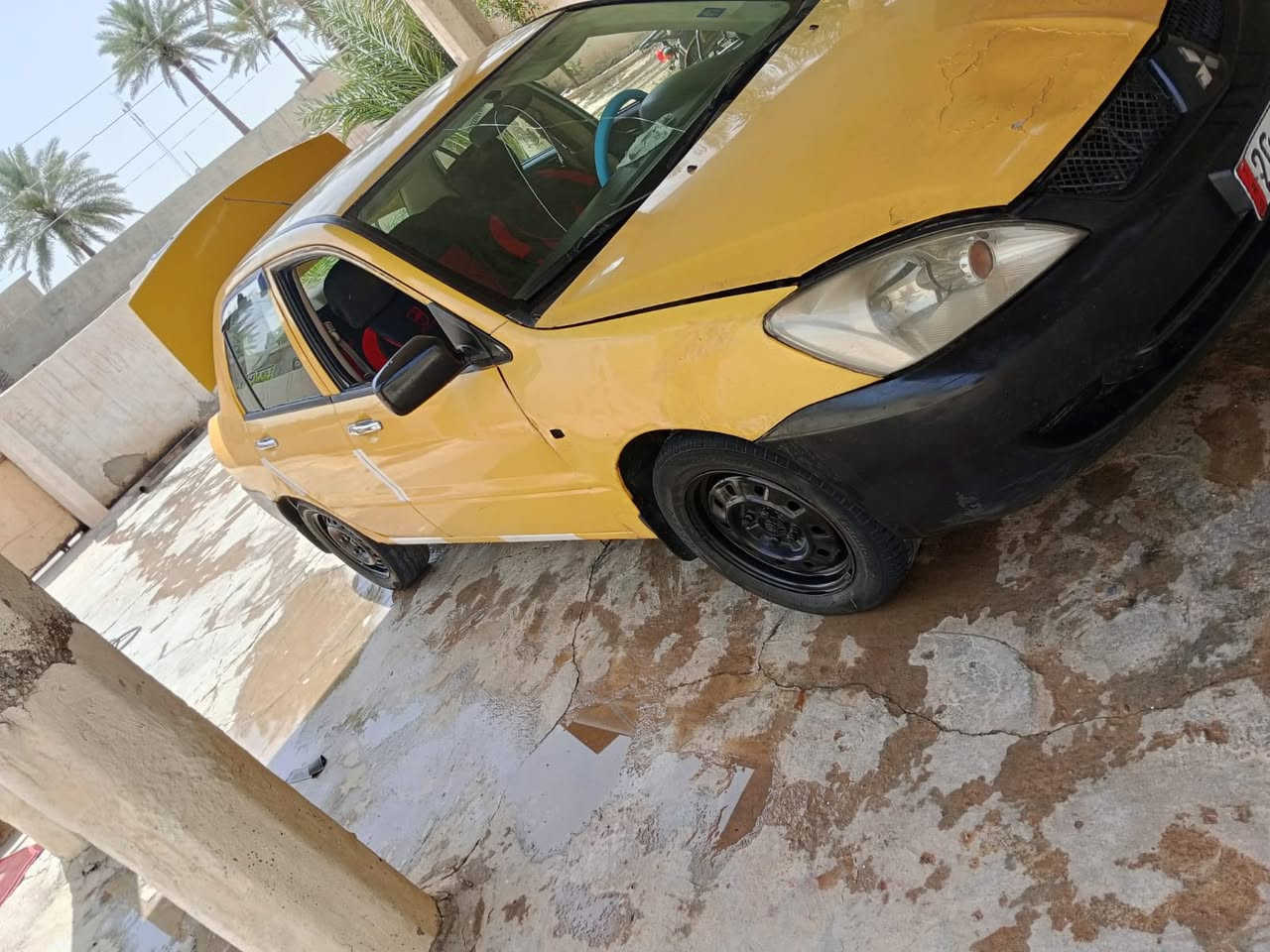 لانسر 2009
اصل خصوصي محولة تكسي
محرك كير جديد 

كير اوتو 

تخم تاير 

صدر جديد 

مشط ستيرن جديد 

داخل لونين 

طخة خفيفة بداعمية الأمامية والخلفية 

بيها خياس بل جاملوغ الخلفي 

سيارة خير من الله ما مشتغل بيها تكسي 

رقم الجديد 

بسمي 

تحويل ثاني يوم

سعر السيارة 55وبيها مجال 

مكان السيارة ديالى 

غير متواجد على الفيس 

***********
