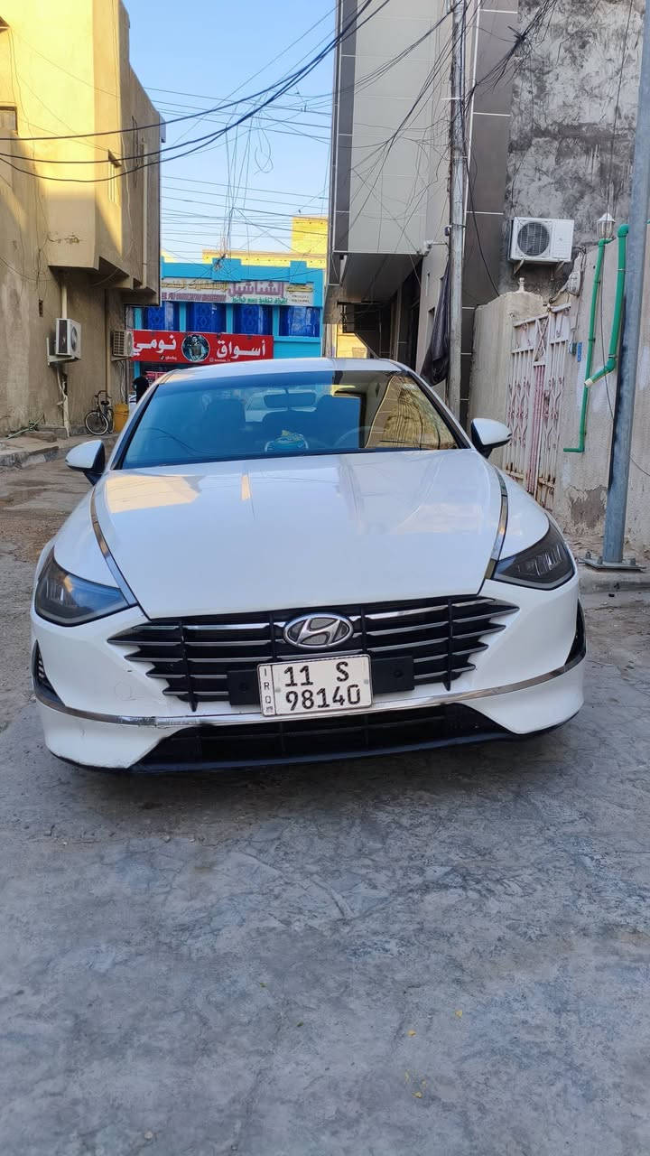 سوناتا للبيع وارد خليجي ماشية 83 سيارة جديدة بيه بس هاي ضربة سيارة اقساط اسقطاع مباشر من صاحب سيارة تنتهي 27 سيارة كفالة كير محرك محرك 2.5 مكان سيارة بصرة للتواصل ***********
