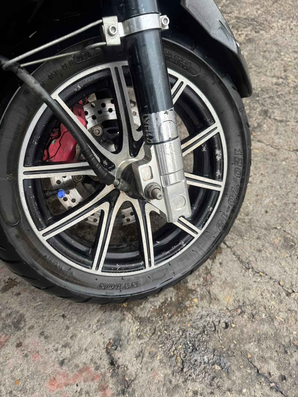 سكنس جبلي
دراجه مزوعه تزويد الما يعرف بيهن لا يطبلي

لبيع او مراوس 

مكان:الحسينيه

رقم : ***********
