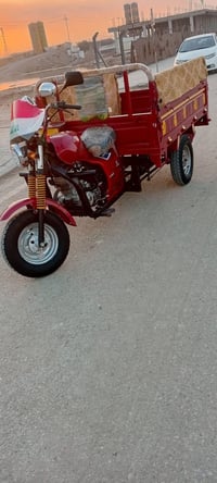 مرخصه الادمن ستوته موديل2018 ستوته نضيفه عارضه ب 1300,وبيه مجال 078258...