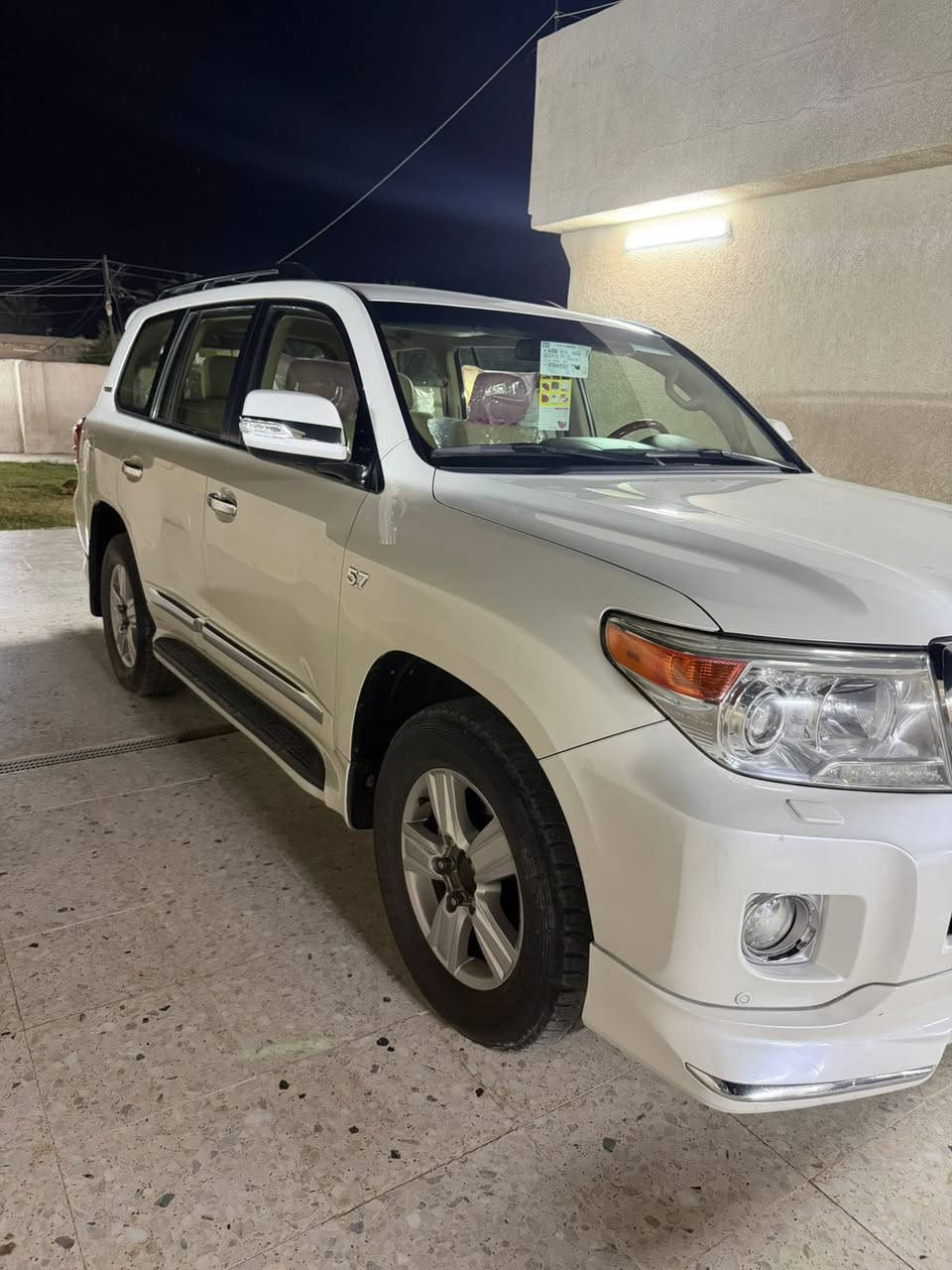 لاندكروز موديل14  مواصفات vxr اعلى فىه  محرك 8 سلندر5.700  .
..كشنات  كهربايي خزان و تيريد ميمموري  

كشنات خلفي ملكي .. 

راداىات جوانب

. صندوق شفط 

.. ستيرن كهرباي

.سبير مانازل

 ...12 ارباك 

رادارات.

. كاميرات 360 دةرجة 

.. دفلوك للطرقات صعبه.. 

 سيارة كلش حلوة و نضيفه.. ماشيه

90الف كلش حلوا سياره 

مكانها بغداد راشديه سعرها 415وبيها مجال بسيط 

***********
